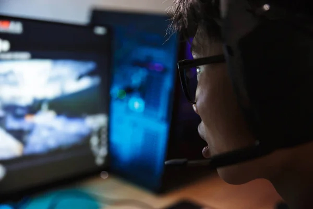 Hvordan tjene penger ved å spille spill på nett? 3 Spille spill online esports spilltester gaming