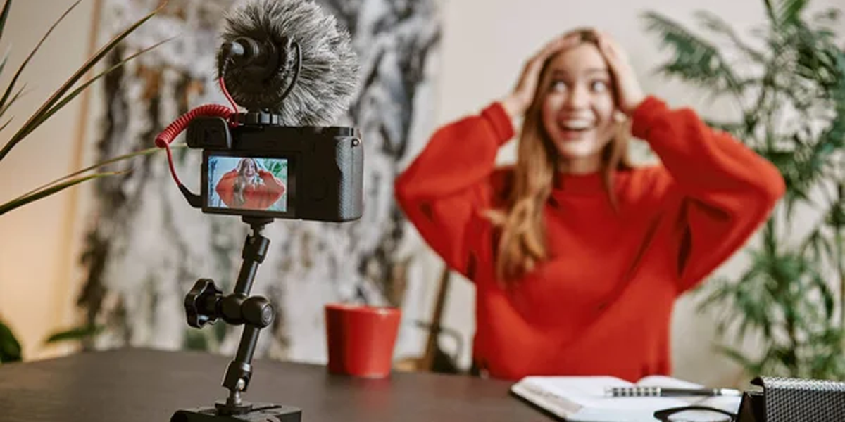 Hvordan tjene penger på sosiale medier? 3 Tjene penger som youtuber